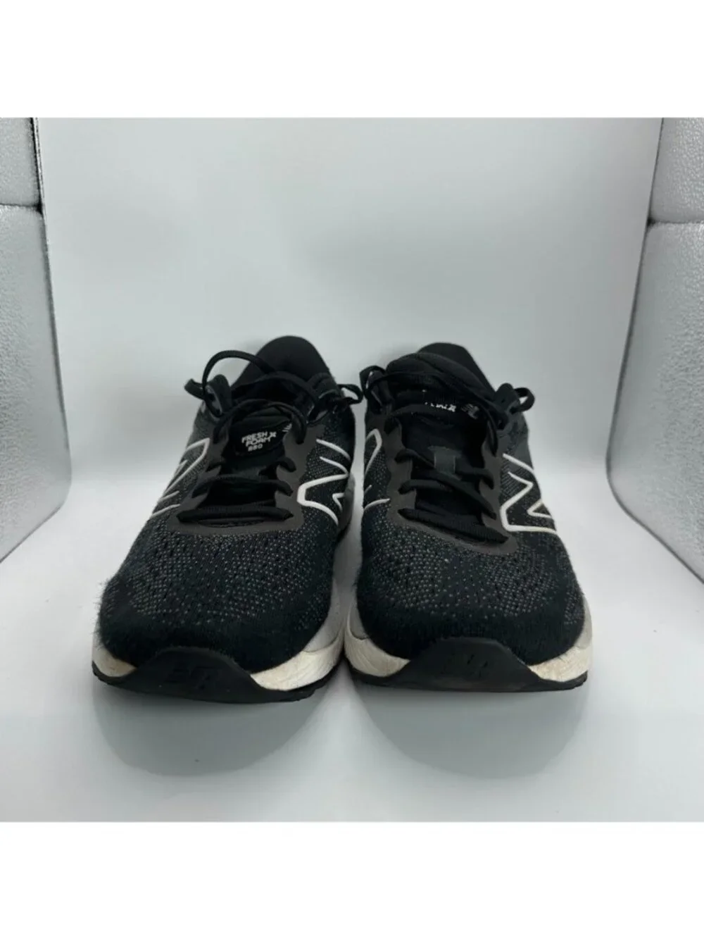 New Balance X Fresh Foam 880v12 Shoes Womens Size 10 B Black Running Cushioned